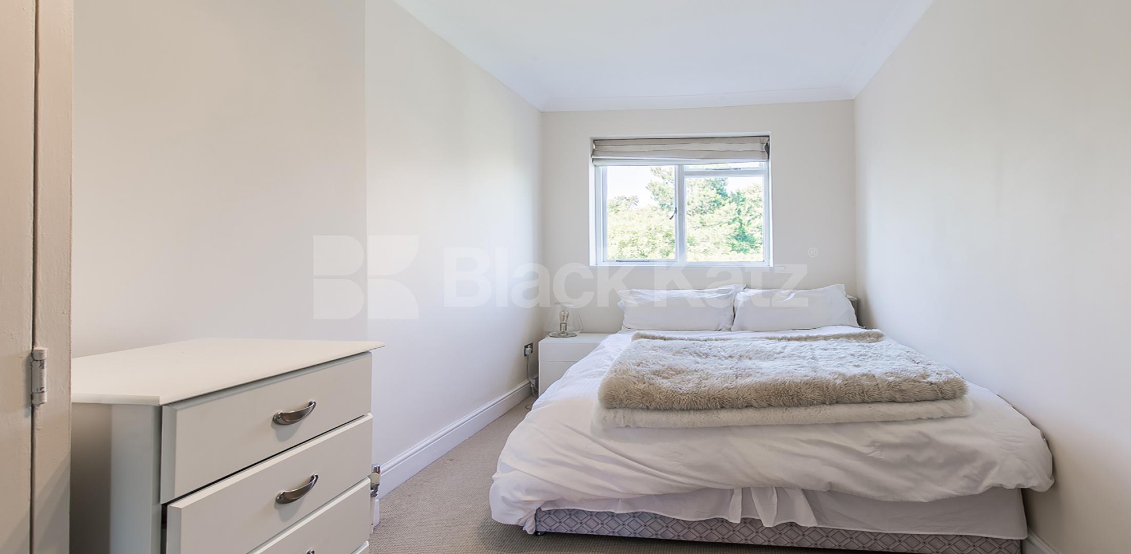 			NEW INSTRUCTION!, 2 Bedroom, 1 bath, 1 reception Flat			 Randolph Avenue, MAIDA VALE